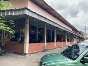 Outside at Chamlong's / The Vegetarian Society Chatuchak in Bangkok