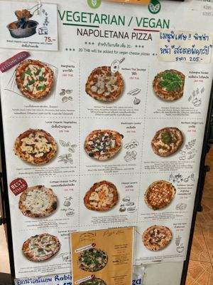 Pizza Choices at Chamlong's / The Vegetarian Society Chatuchak in Bangkok