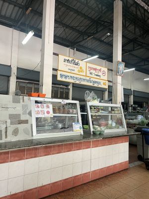 Buffet  at Chamlong's / The Vegetarian Society Chatuchak in Bangkok