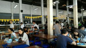 all is vegetarian at Chamlong's / The Vegetarian Society Chatuchak in Bangkok
