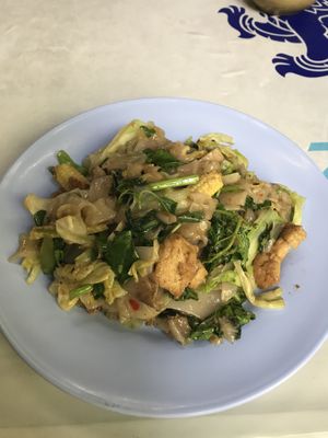 PAD SEE EW at Kaodaeng - Kaeng Rawn in Bangkok