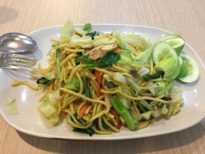Stir-fried vegetarian rice noodles, 50 baht at Rabiengboon - MBK in Bangkok