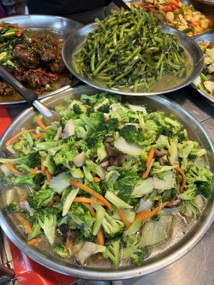 Stir-fries  at Rabiengboon - MBK in Bangkok