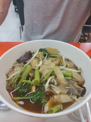 Vegetarian duck noodles, great food, great value at Rabiengboon - MBK in Bangkok