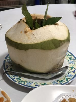 Coconut curry at Ruyi Vegetarian in Bangkok