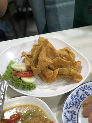 Vegan dumplings at Ruyi Vegetarian in Bangkok