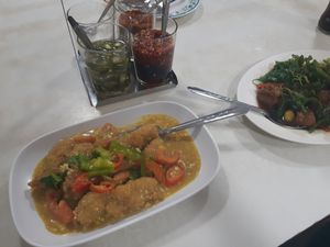 Crab-stir fry at Ruyi Vegetarian in Bangkok