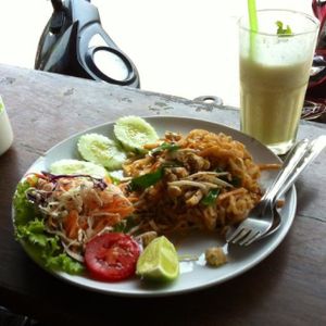 Aum: Pad Thai at Aum in Chiang Mai