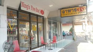 Apr 2016 at Five Star J Restaurant in Pattaya