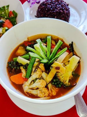 Gaeng Pa (South Thai Red Curry) at Five Star J Restaurant in Pattaya