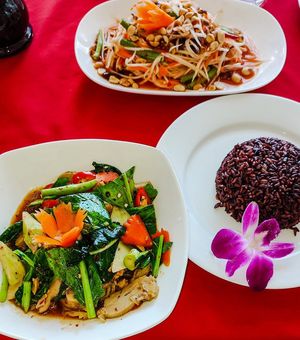 Lunch at Five Star J Restaurant in Pattaya