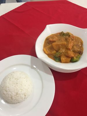 Massaman tofu chicken curry at Five Star J Restaurant in Pattaya