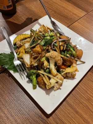 Ginger 🫚 and chicken   at Utopia Vegan in Dickson