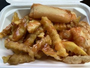 Lunch special 2 (takeaway only - chips, wonton and spring roll = $5.50) with sweet and sour sauce   at Welcome Chinese Vegetarian Cafe in Christchurch