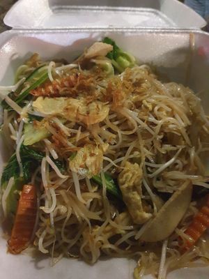 Combination stirfry glass noodle: good subtle taste but too many beanshoots  at An Lac Vegan in Cabramatta