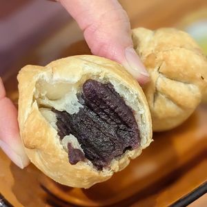 Vegan Summer Bun at Mother Chu's Vegetarian Kitchen in Sydney