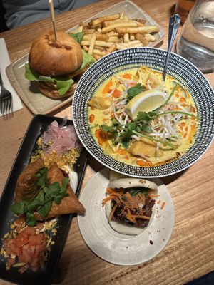 Group photo is a must!😂  at Vegie Bar in Fitzroy