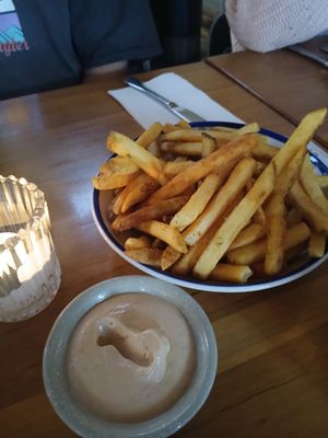 Chips ans chiptole mayo at Vegie Bar in Fitzroy