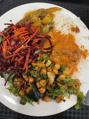 Vegan platter(tofu curry and veggie kofta)  at Gopals in Melbourne