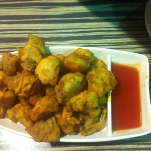 Deep Fried Mushrooms in Batter at Utopia in Northbridge