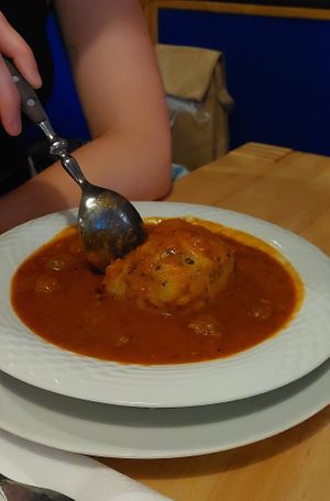 Gulasch mit Semmelknödel / Gulash with dumpling at Rupp's Vegetarisches Pub   in Vienna