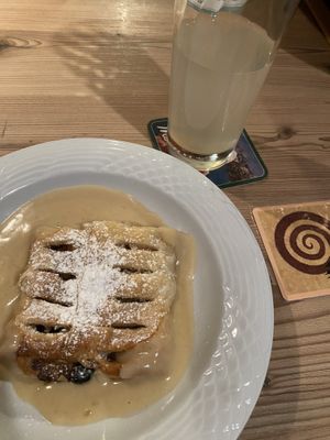 Apple Strudel with vanilla sauce   at Rupp's Vegetarisches Pub   in Vienna