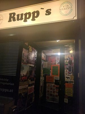 outside at Rupp's Vegetarisches Pub   in Vienna