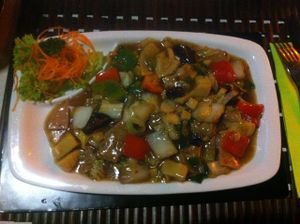 great food inc. vegan mock-meats, but horrible service at Vegetasia in Vienna