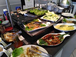 Buffet at Vegetasia in Vienna