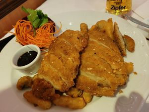 Food at Xu's Cooking in Vienna