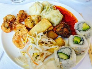 Self-composed buffet plate   at Xu's Cooking in Vienna