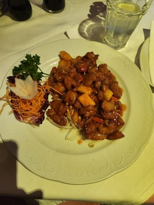  at Xu's Cooking in Vienna