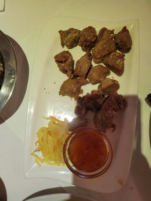 Crispy "chicken" at Xu's Cooking in Vienna