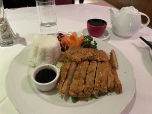 Crispy „duck“ on veggies with jasmine rice   at Xu's Cooking in Vienna