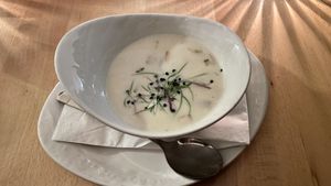 Tom Kha Gai at Hollerei in Vienna