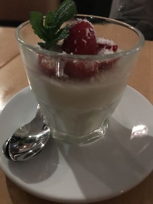 Vegan panacotta  at Hollerei in Vienna