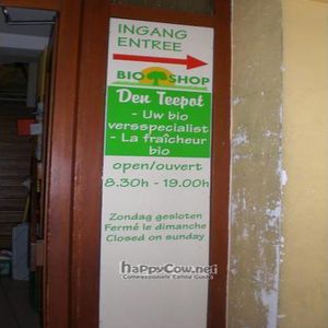  at Den Teepot in Brussels