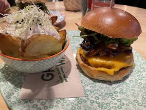 Potato wedges and greenway classic burger  at Greenway in Ghent