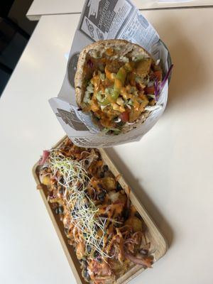 Korean Crispy Tenders (8,95€)
Greenway Famous Pita Kebab (12,90€)  at Greenway in Ghent