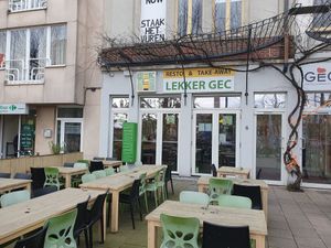 From outside at Lekker GEC in Ghent