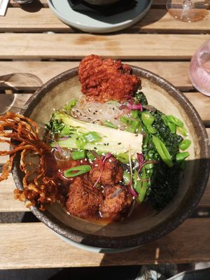 Noodles and veggies at Food For Friends in Brighton