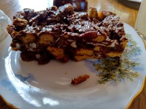 Cranberry and orange tiffin at The Good Earth in Leicester