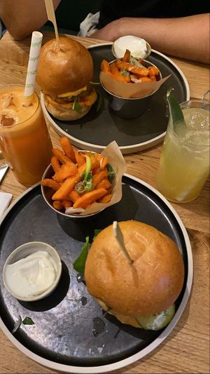 Burgers 🍔  at Mildreds - Soho in London