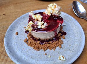 Cheesecake at Mildreds - Soho in London