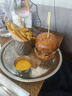 Burger at Mildreds - Soho in London