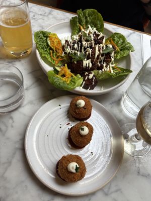 Absolutely incredible arancini and cauliflower cups - could’ve eaten buckets of these 😩  at Mildreds - Soho in London