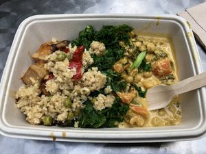 Hot buffet at Whole Foods Market - Piccadilly in London