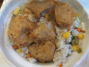 Veggie chicken rice at Loving Hut in North London