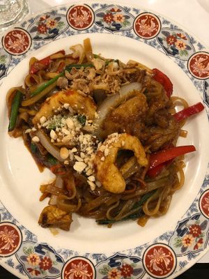 Pad Thai  at Loving Hut in North London