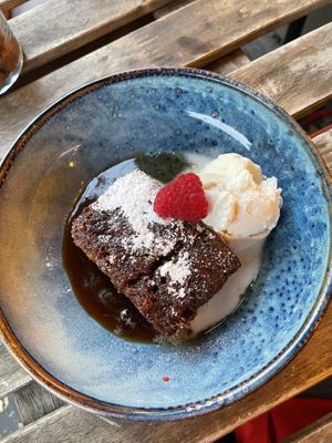 Sicky toffee pudding  at Greens in Manchester
